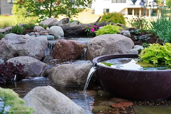 Mini pond used as biological filter