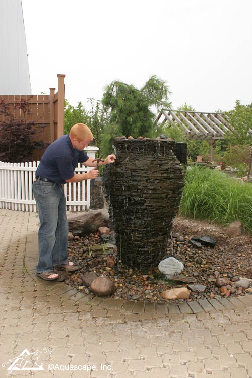 Stacked Slate Urn Fountain by Aquascape