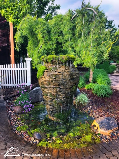 Stacked Slate Urn Fountain by Aquascape