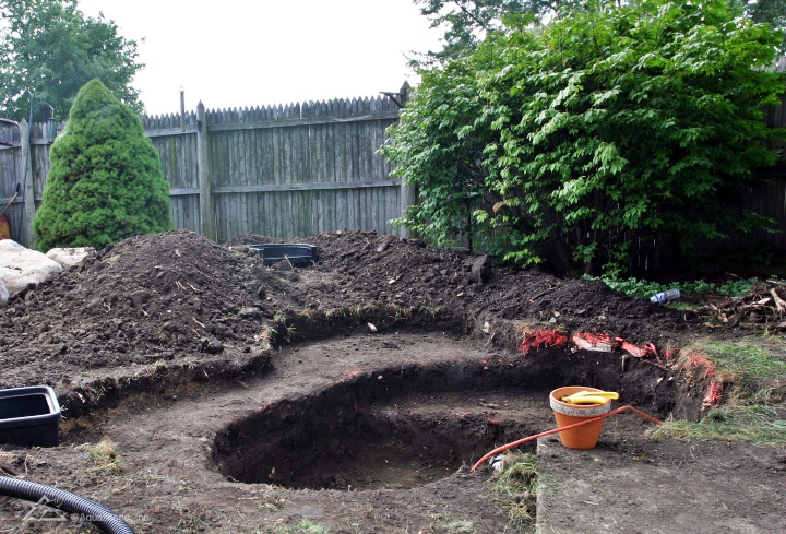 How to excavate pond plant shelves